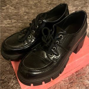 Dirty Laundry Noyz shiny black platform shoes